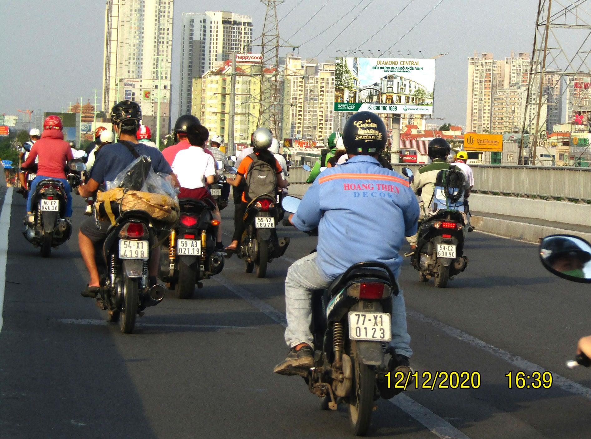 pano-ngoai-troi-cong-vien-da-cau-sai-gon-p-an-khanh-thu-duc-3-mat